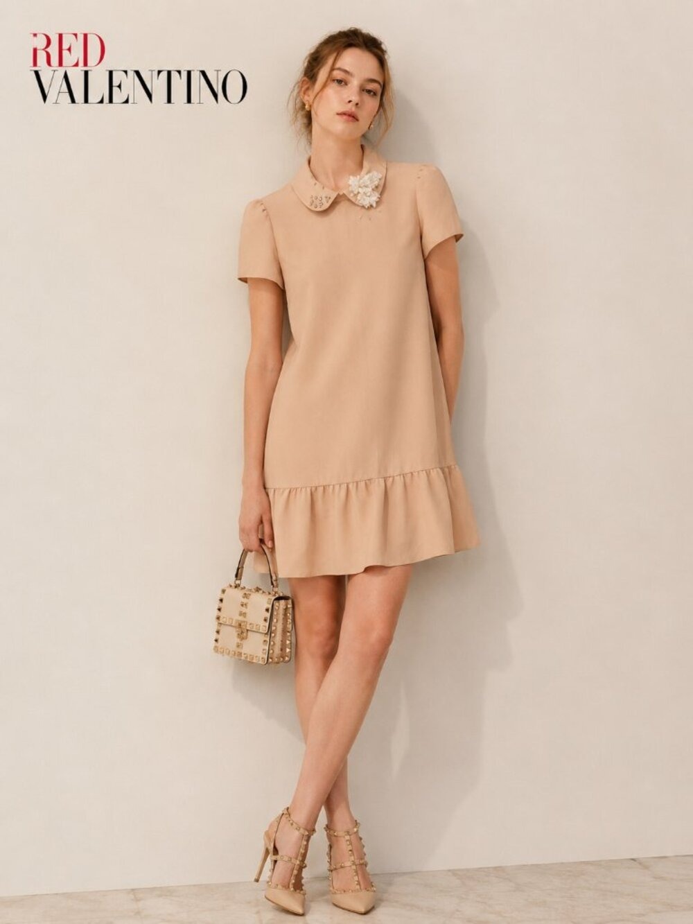 RED Valentino Blush Shift Dress Size 42 | Floral Brooch | Peter Pan Collar | 064
